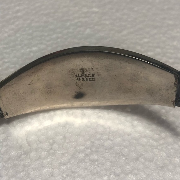 VTG Abalone Inlay Alpaca Silver Bangle Bracelet Palm Tree Mayan Pyramids 6.5” - Picture 5 of 6